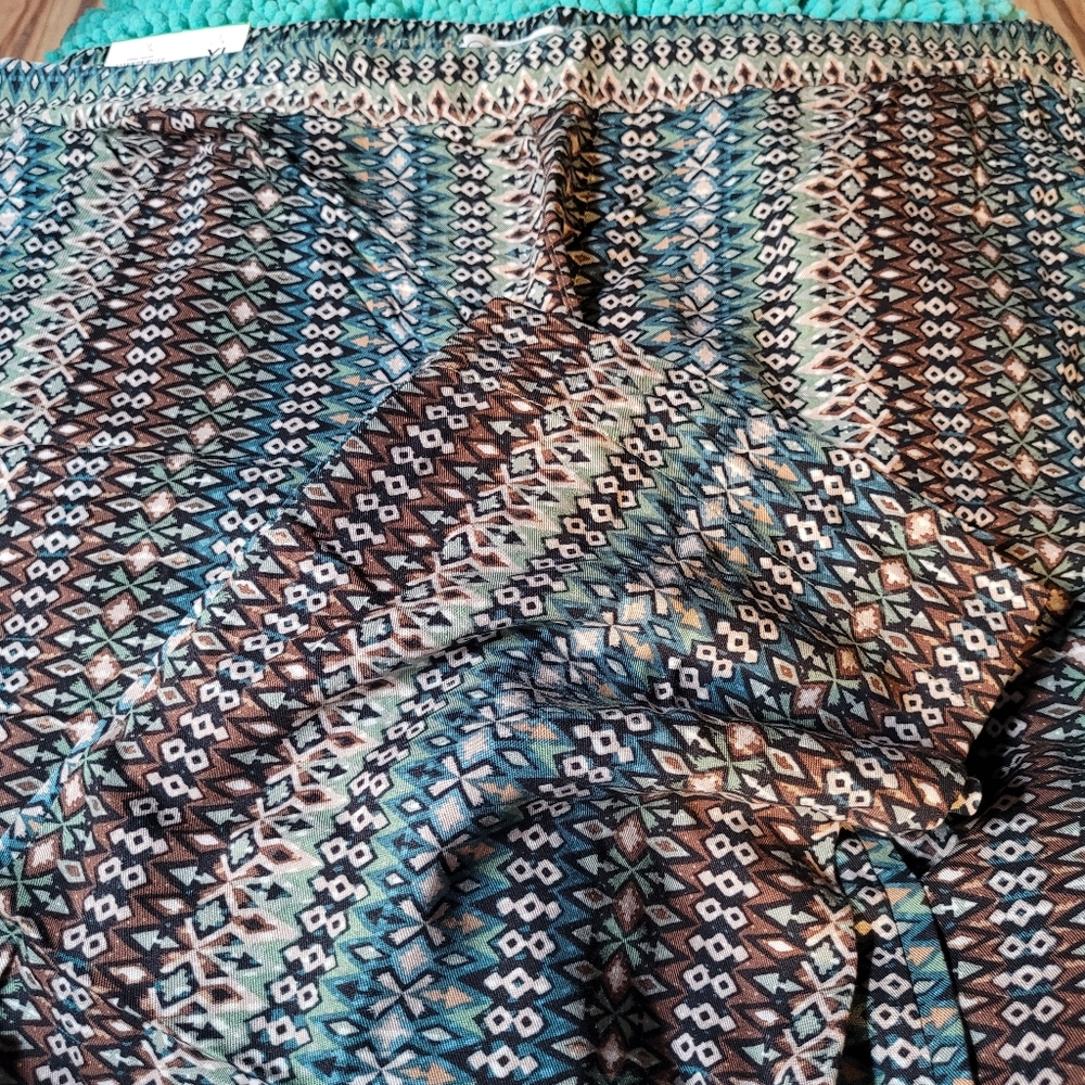 Jessica Simpson Carmen Crop Pants - Picture 5 of 8